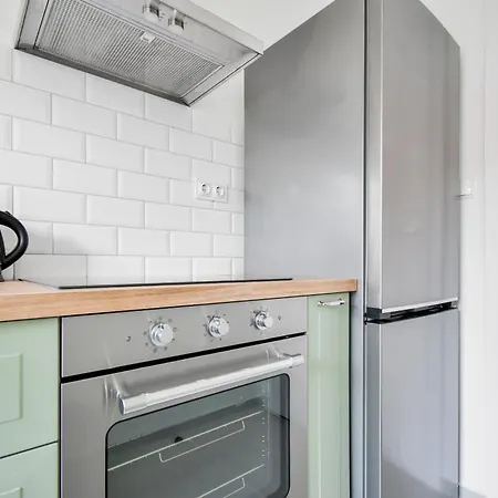 Scandinavian Charm - 1bd With Desk By Flat Manager *