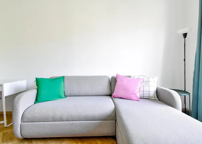 Scandinavian Charm - 1bd With Desk By Flat Manager *