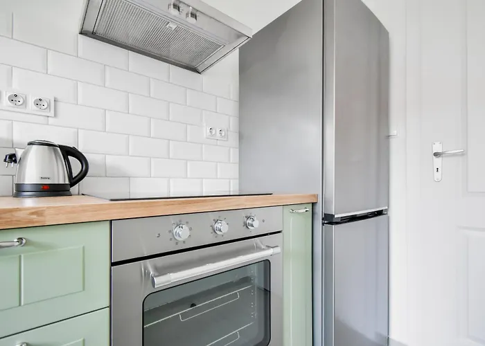 Scandinavian Charm - 1bd With Desk By Flat Manager *